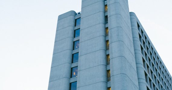 Man's eyeview of multi-storey building, illustrating an FBI sting smuggling a phone