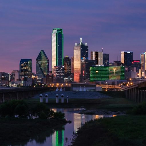 City skyline during night time, illustrating phones found in a Dallas federal prison