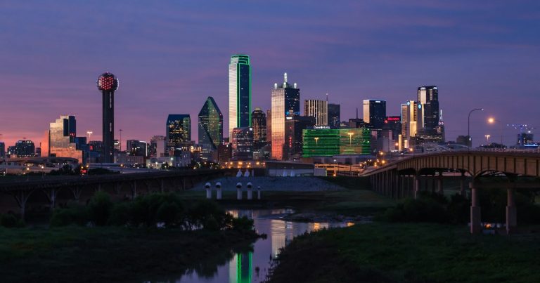 City skyline during night time, illustrating phones found in a Dallas federal prison